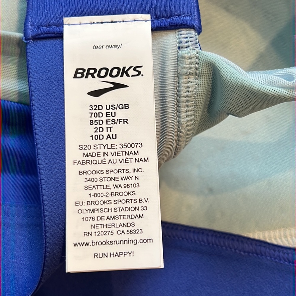 NWOT Brooks Dare Racerback - Picture 11 of 15